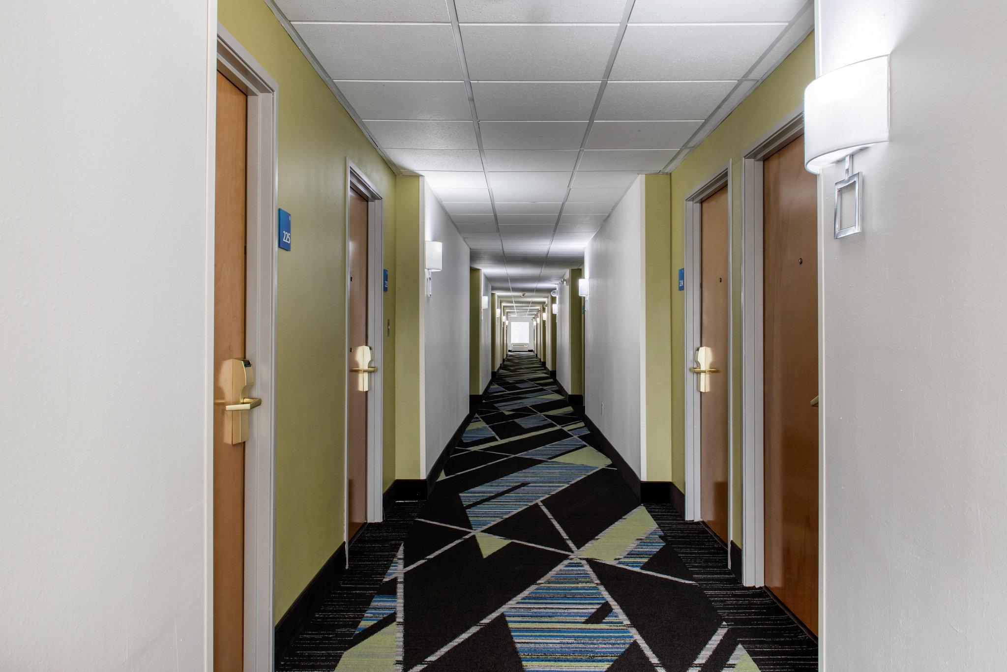 Holiday Inn Express & Suites Harrison By Ihg Экстерьер фото