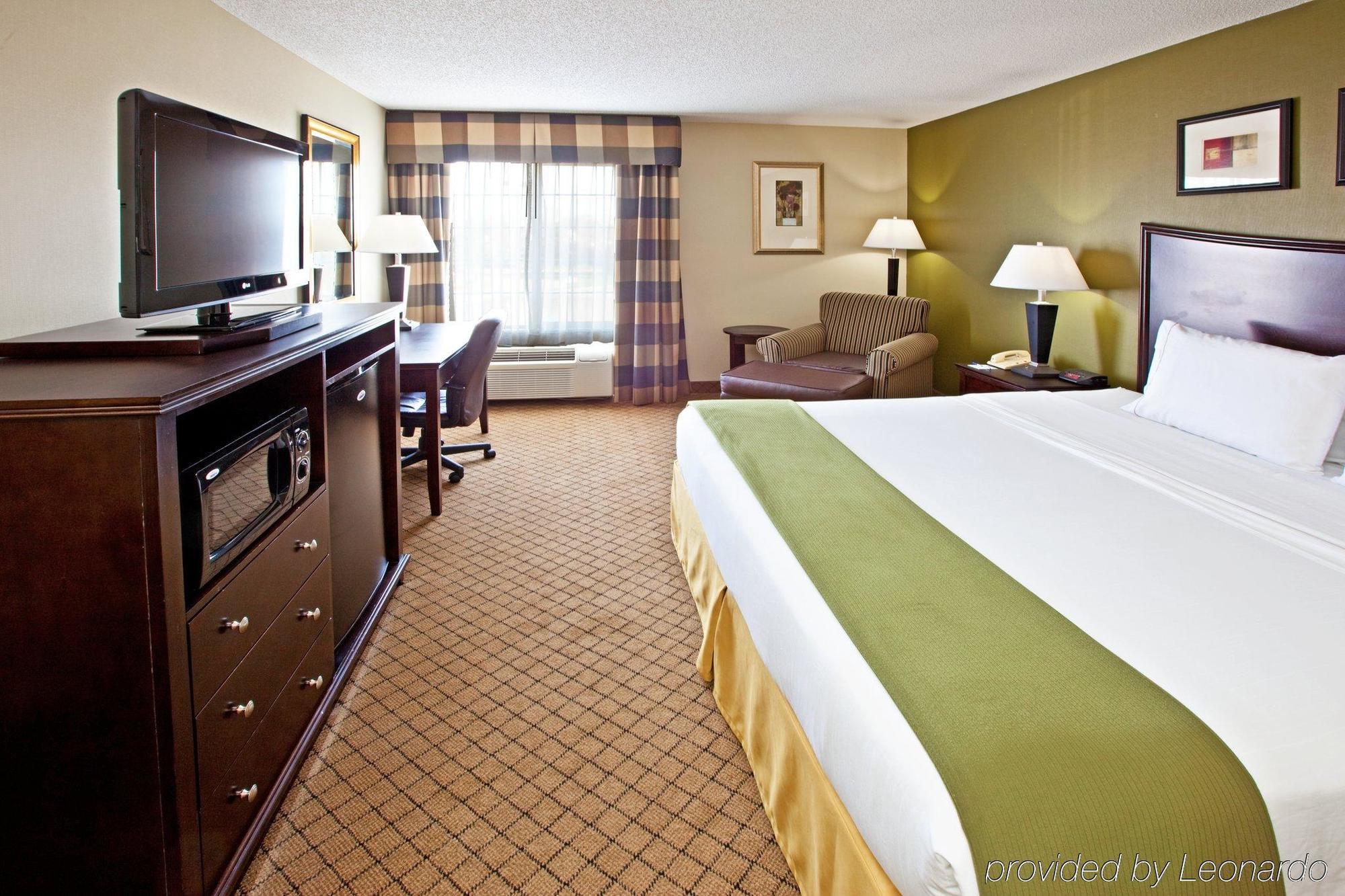 Holiday Inn Express & Suites Harrison By Ihg Номер фото